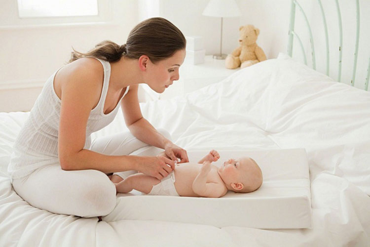 Nhức mỏi toàn thân sau sinh ảnh hưởng như thế nào đến mẹ bỉm sữa?