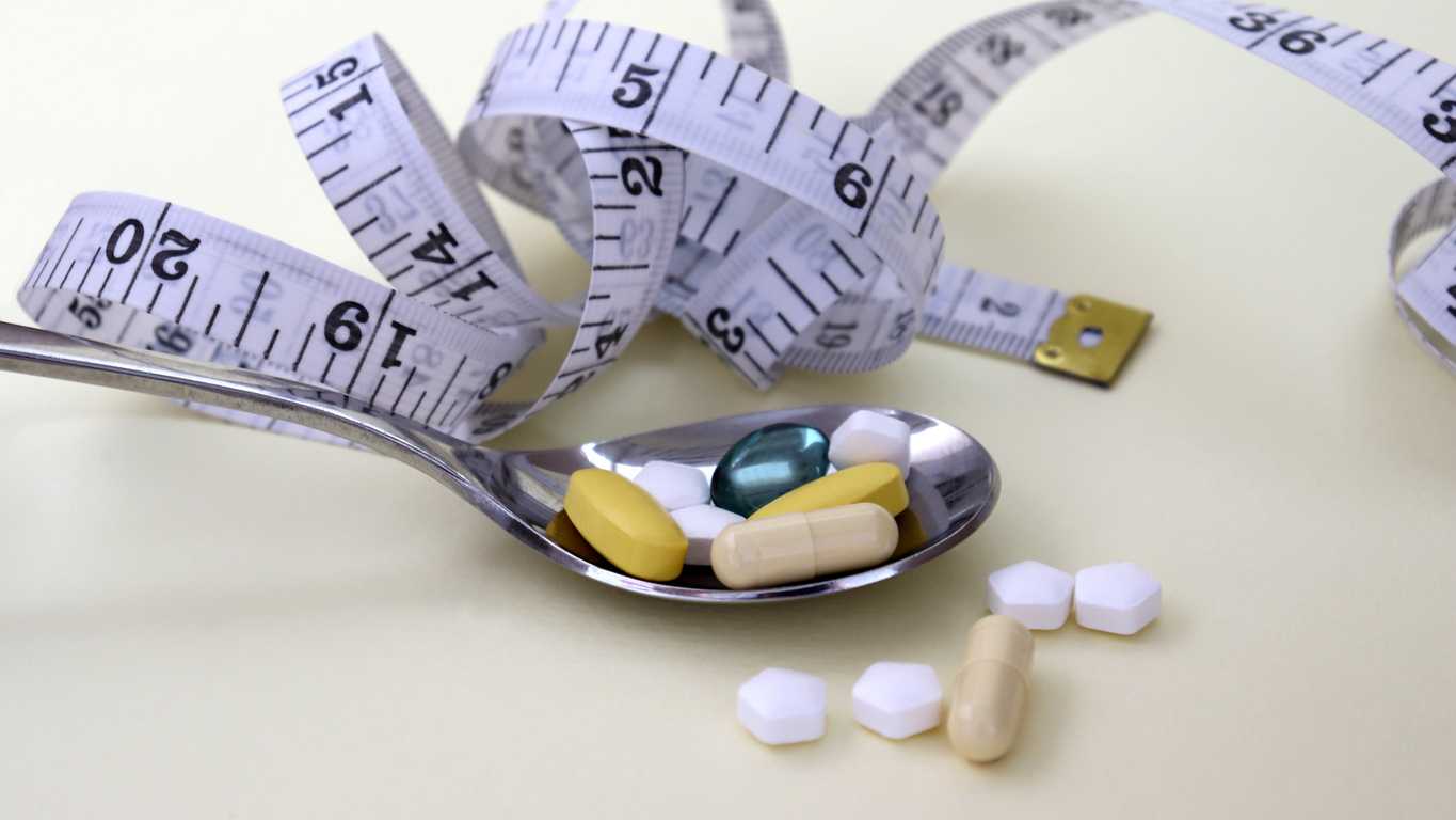 Không nên tự ý dùng thuốc giảm cân khi không có ý kiến của bác sĩ