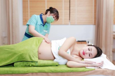 Khi Massage Cho Mẹ Bầu Cần Lưu ý Những điều Gì