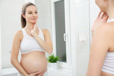 Chăm sóc da toàn diện: 3 Bí kíp giúp mẹ bầu luôn rạng rỡ