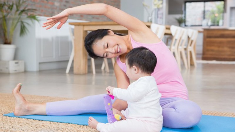 Tập thể dục nhẹ nhàng để phục hồi sức khỏe sau sinh