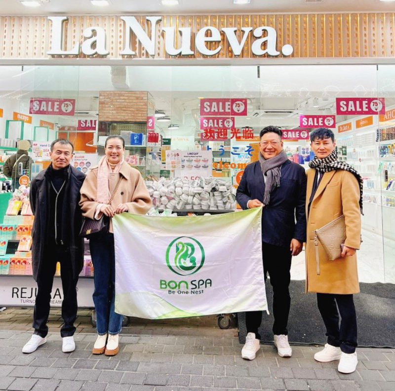 Bon Spa Chinh Thuc Tro Thanh Nha Phan Phoi Doc Quyen Dong San Pham Cao Cap Queens Holic Tai Viet Nam 3 1700962062 717 Width936height927