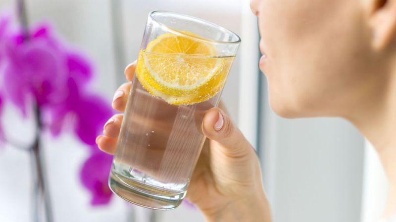 Lượng Nước Và Vai Trò Của Nó Trong Việc Ngăn Ngừa Táo Bón