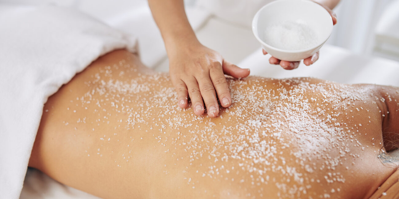 Hướng Dẫn Tẩy Tế Bào Chết Body đúng Cách Cho Từng Loại Da
