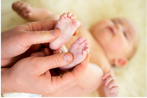 Thời điểm Vàng Và Những Lưu ý Khi Massage Cho Bé