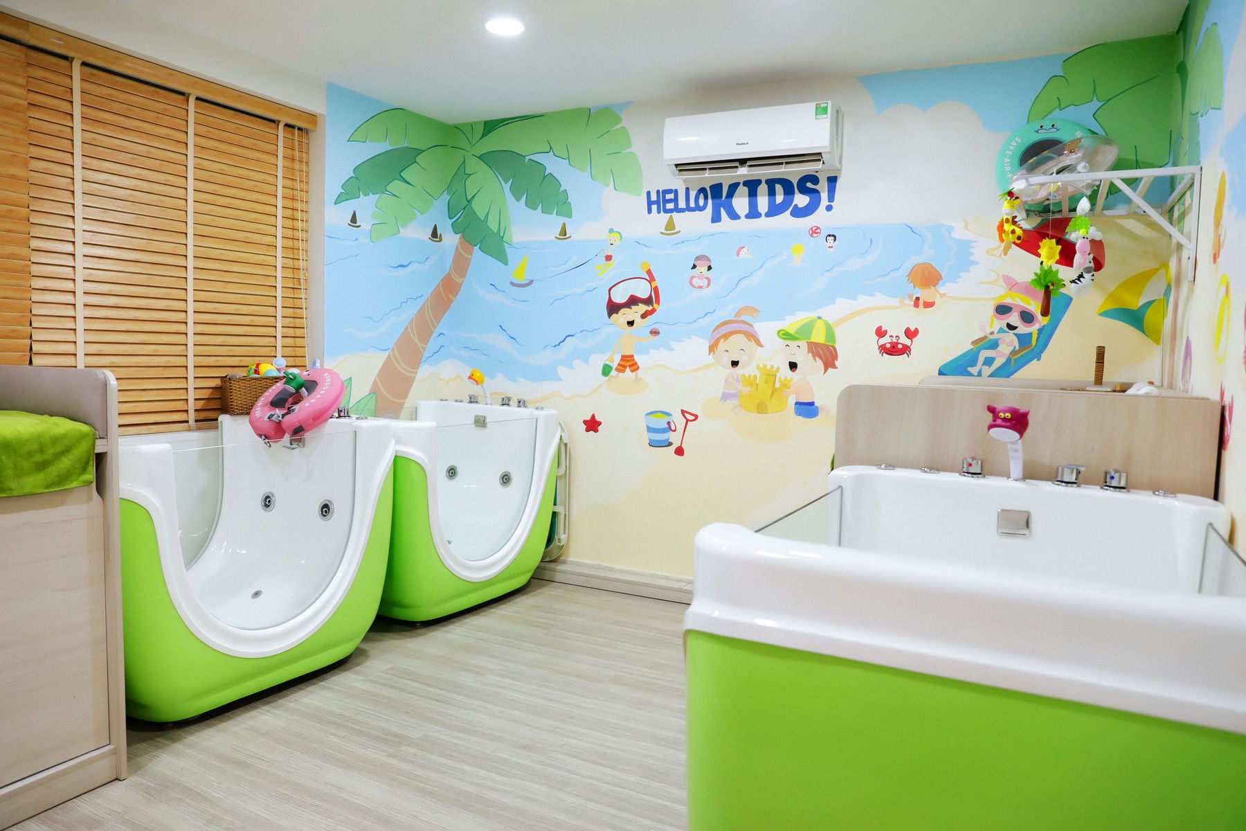 Tắm bé tại spa có an toàn không